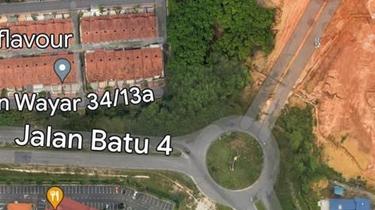 Freehold Petrol Station Land in Sek 35 Shah Alam Main Road view 1