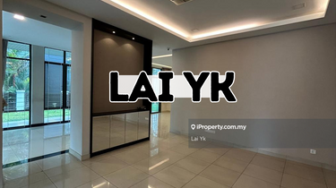 Short drive to LRT, Empire Subang, Sunway & Monash University 1