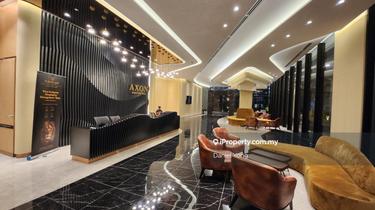 A luxurious haven in the midst of an expanding metropolitan 1