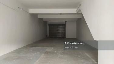 Bandar bukit puchong new town , 3 storey commercial lot 1