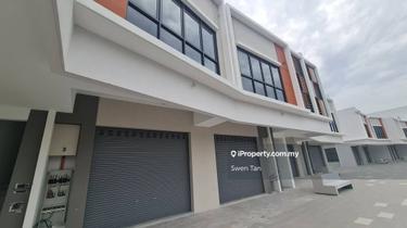 2 intermediate side-by-side adjoining lots for rent 1