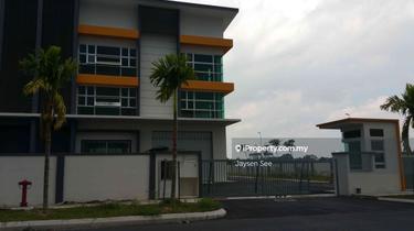 Semi-D factory for Rent 1
