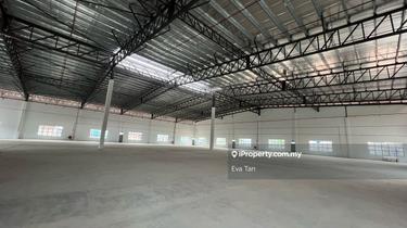 Detached factory at Desa Cemerlang for sale 1