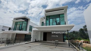 Luxurious 3 Storey Bungalow House 9@Kayangan Kayangan Heights  1