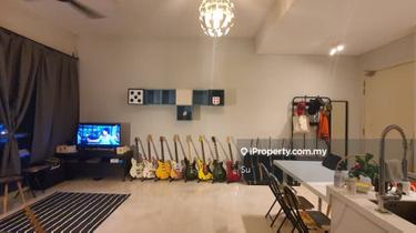 No Worries, No Hassles: Enjoy Fully Furnished Living Today! 1