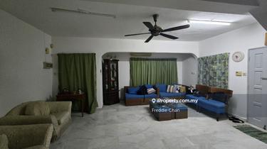 Double storey Corner Renovated house at USJ 2 for sale 1
