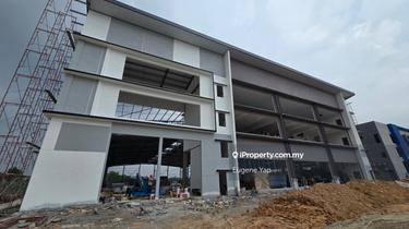 3storeys bungalow factory for rent 1