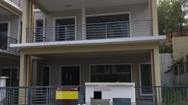 Semi-D house for Sale 1