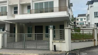 Regency Parc@Rawang 1