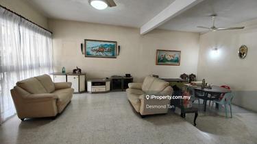 Gated & Guarded Freehold Terrace, Near Park, 24x70 Land 1