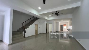3 Sty Superlink Kinrara Residence for Sale 1