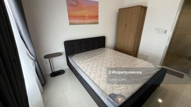 Southplace Specialist with Many Units on Hand (Ask for more) 1