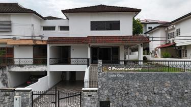 Spacious 2 Storey Semi D in Damansara Jaya . A Rare Family Gem! 1