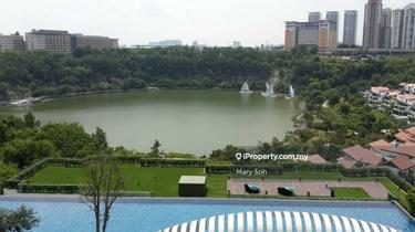 Full Lakeview 3-room Condo 1