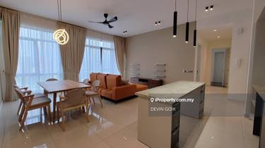 Park View with Balcony ! Tiptop ! ID Unit ! View To Believe ! 1