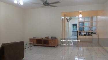 Freehold guarded 2sty terrace house  1
