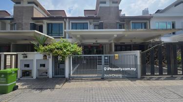 Beautiful Home Walking To The Central Park Peaceful Environment 1