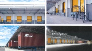 Bukit Jelutong Detached Warehouse with Racking System for Rent 1