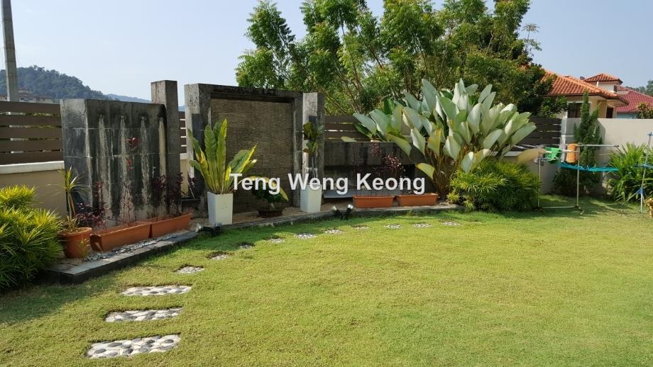 Semi-D house for Sale