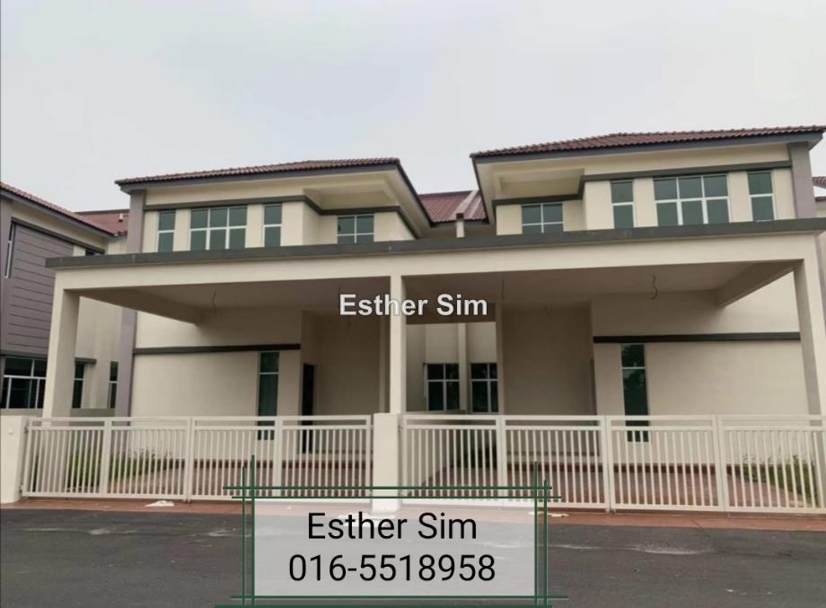 Semi-D house for Sale
