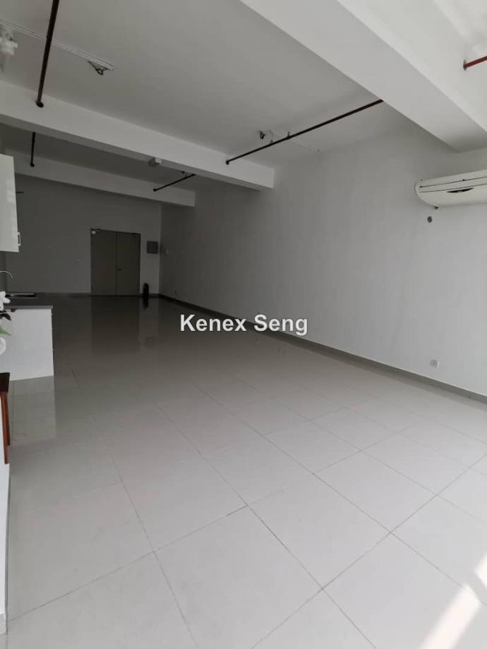Ara Damansara Office Adjoining Lot for Rent