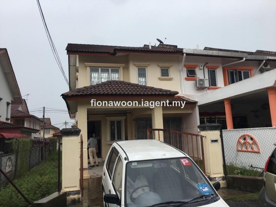 Terrace house for Sale