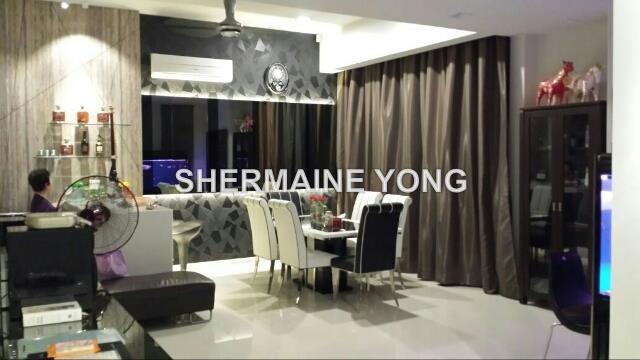 Terrace house for Sale