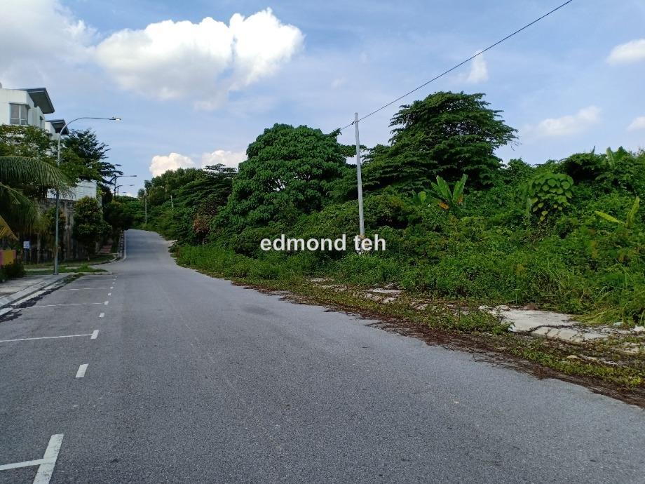 Bungalow land for Sale