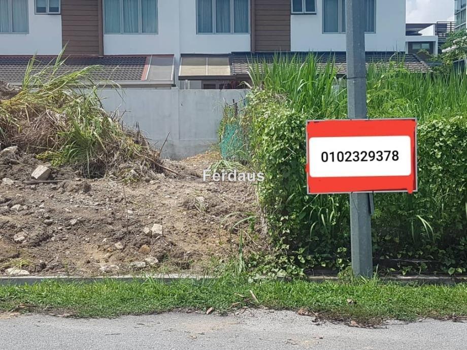 Bungalow land for Sale