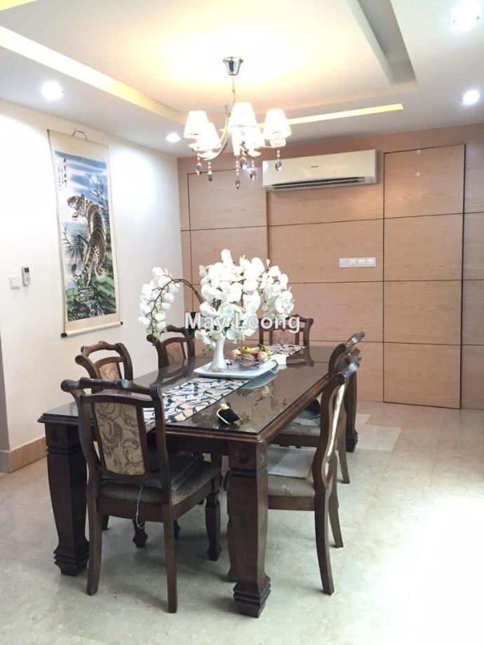 Semi-D house for Sale