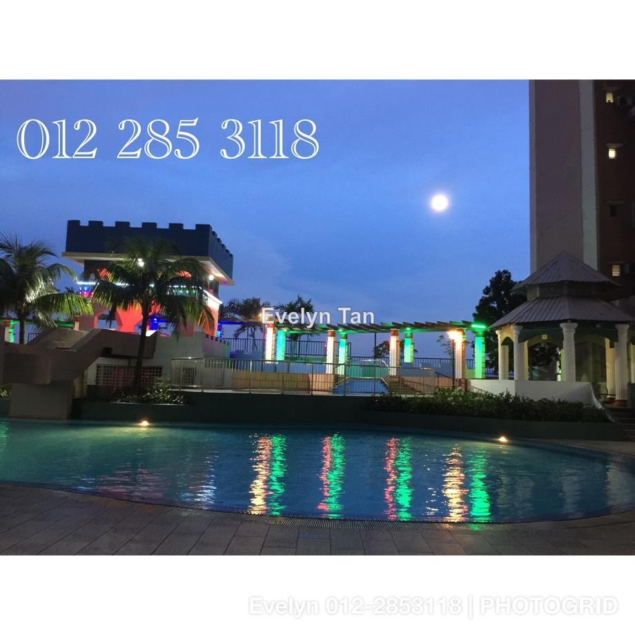 Freehold 3 mins walk to Lrt wawasan usj 19 station