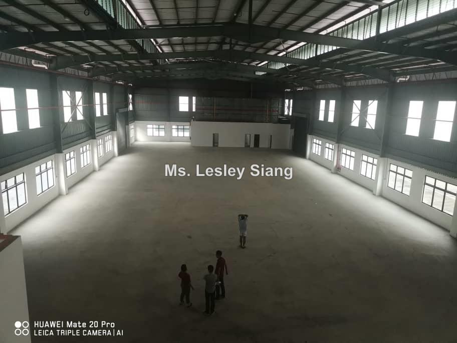 Detached factory for Sale