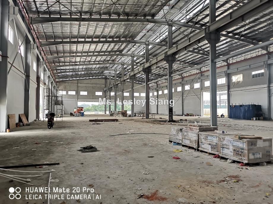 Detached factory for Sale