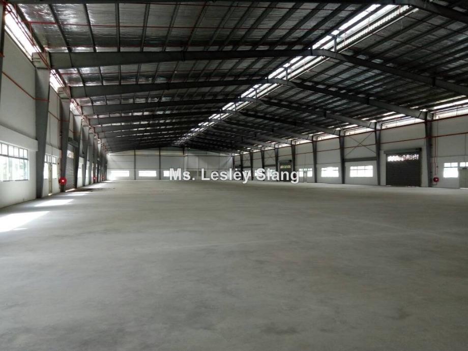 Detached factory for Rent