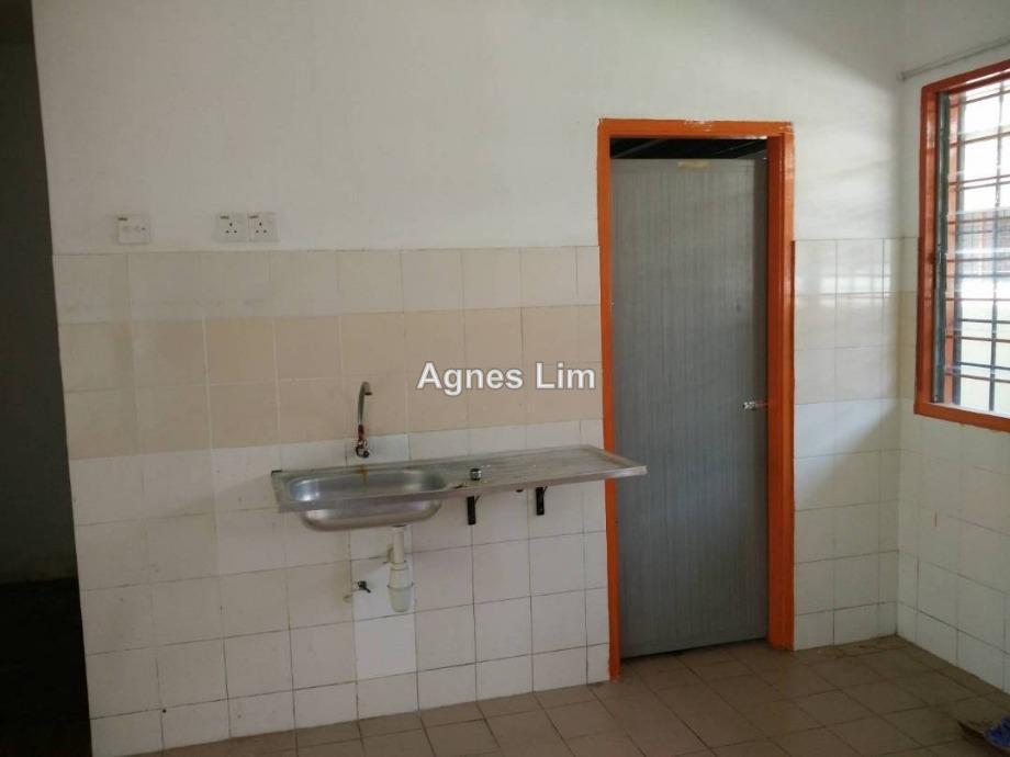 Flat for Rent