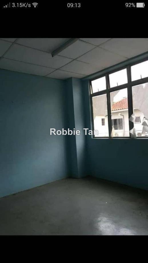 Shop for Rent