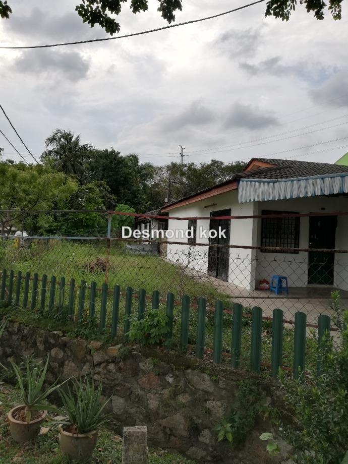 Terrace house for Sale