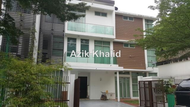 Semi-D house for Sale