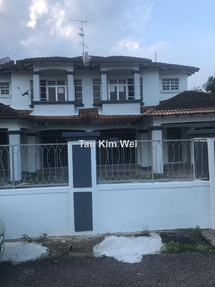 Terrace house for Sale