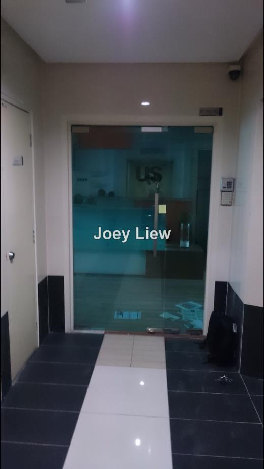 Shop-office for Sale