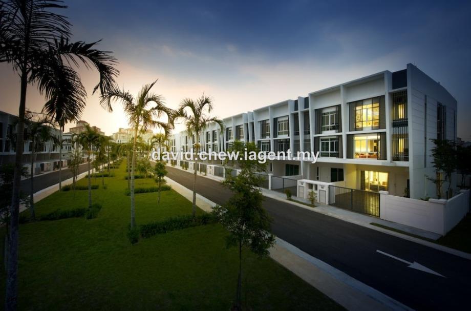Gated Guarded 3 Storey Terrace House for Sale.