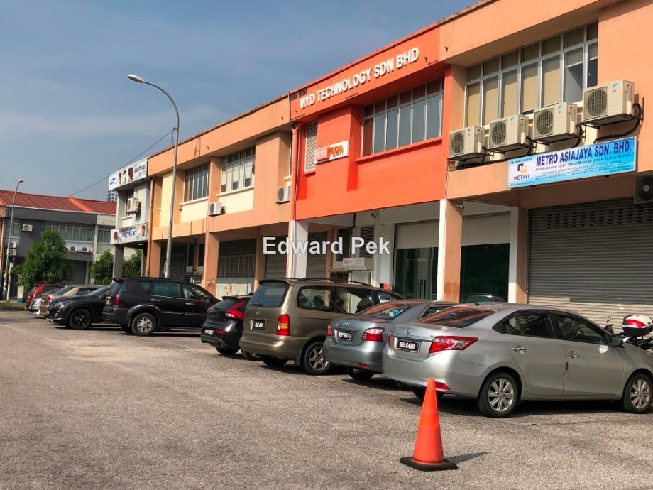1.5 Sty Terrace factory for Rent