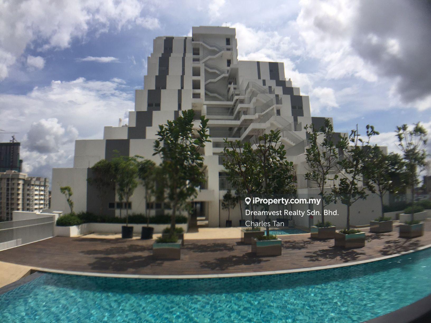 1min to MMU , Flexible Office Suites , Free Legal Fee! 