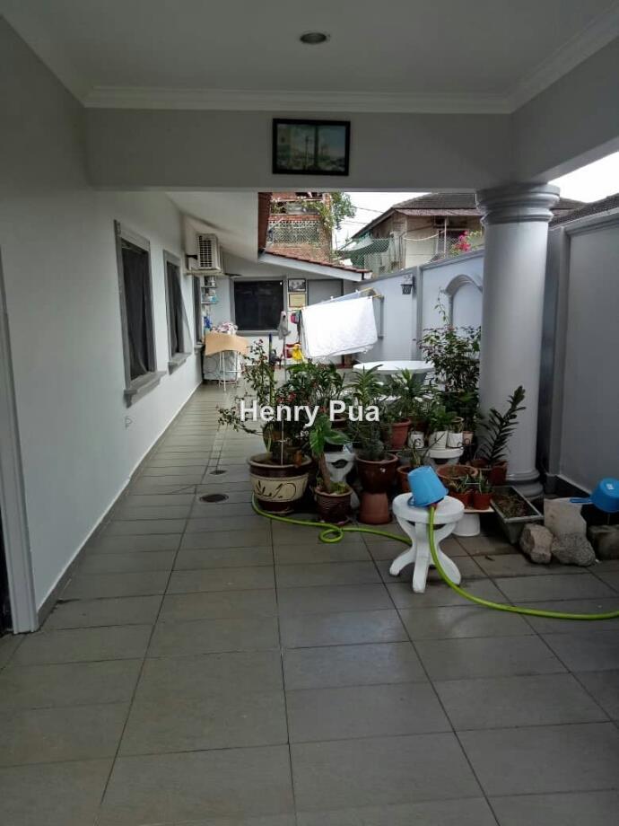 Semi-D house for Sale
