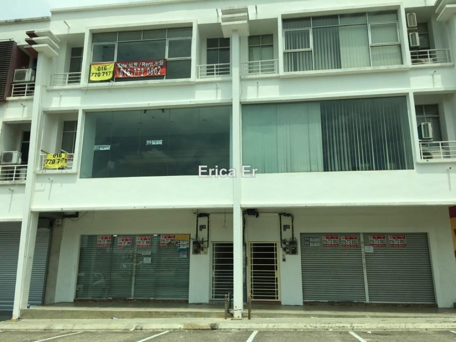 3 Storey Terrace Shop For Rent
