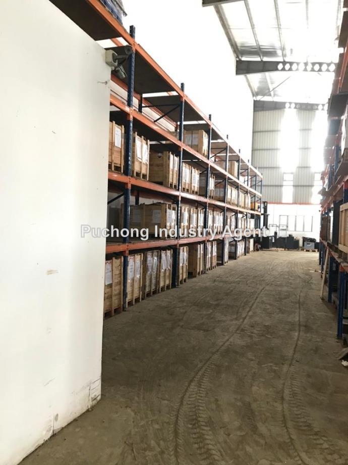 Semi-D factory for Sale
