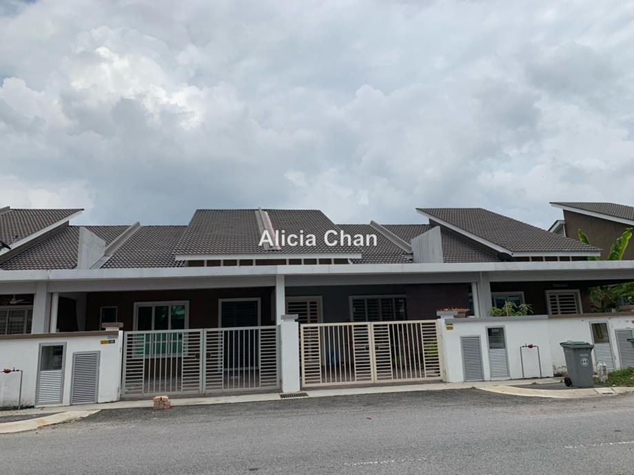 Terrace house for Sale