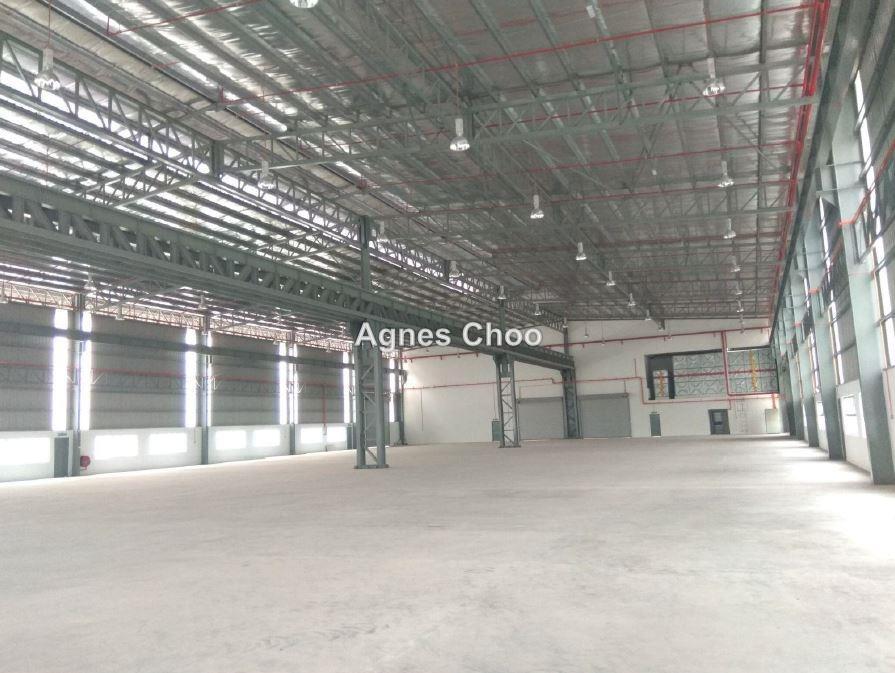 Detached factory for Sale
