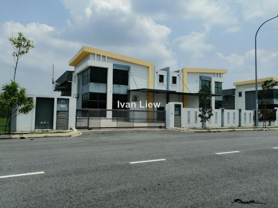 Semi-D factory for Sale