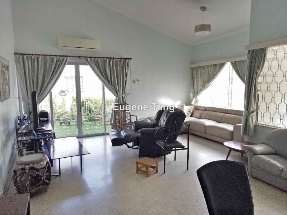 Semi-D house for Sale